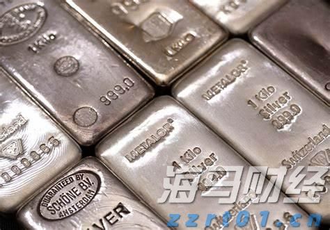 A股收评 | A股持续反弹 沪指收涨0.96%创年内新高！算力硬件股表现强劲