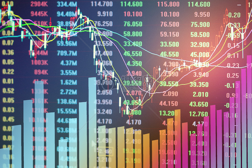 特朗普称赞“悉尼妹”广告 美鹰服饰(AEO.US)股价飙升创25年新高